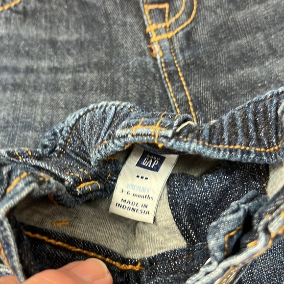 Gap lined infant jeans! 2pack - Picture 4 of 7
